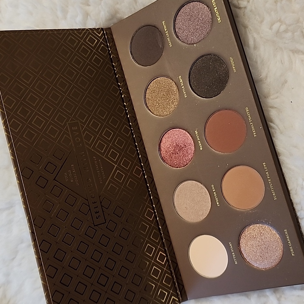 ZOEVA Selected With Love Eyeshadow Palette - Cream, Brown, Gold